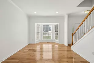 229 Tecumseh Ct, Cary, NC 27513 - Photo 8