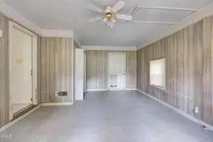 3308 Shaftsbury St, Durham, NC 27704 - Photo 10