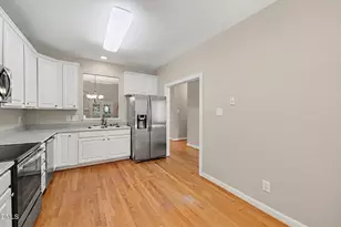 245 Hbr Crk Dr, Cary, NC 27511 - Photo 8