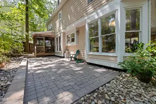 1409 Bridgeport Dr, Raleigh, NC 27615 - Photo 34