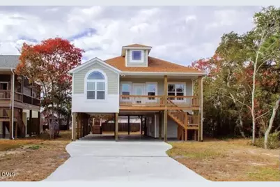 101 SW 13th Street, Oak Island, NC 28465 - Photo 1