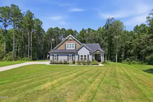 90 Blackberry Ln, Benson, NC 27504 - Photo 1