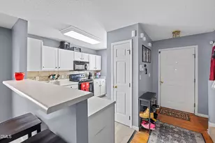 2200 Turtle Point Dr, Raleigh, NC 27604 - Photo 10