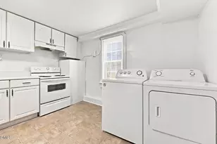 101 E Woodall St, Four Oaks, NC 27524 - Photo 10