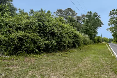 401 Johnson Pond Road, Red Springs, NC 28377 - Photo 18