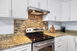 1208 Hatch Rd, Chapel Hill, NC 27516 - Photo 10