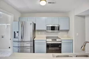 809 Elkhart Dr, Raleigh, NC 27610 - Photo 10