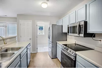 809 Elkhart Drive, Raleigh, NC 27610 - Photo 8