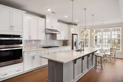 10530 Sablewood Drive #215, Raleigh, NC 27617 - Photo 2