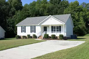 118 McKenzie Cir, Clayton, NC 27520 - Photo 2