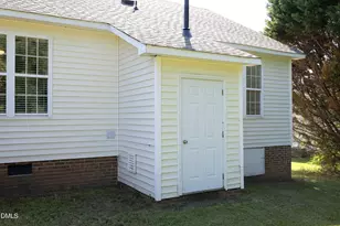 118 McKenzie Cir, Clayton, NC 27520 - Photo 24