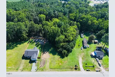 208 E Washington Street, Lillington, NC 27546 - Photo 2