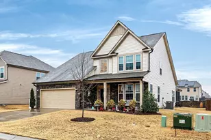 405 Hickory Run Ln, Youngsville, NC 27596 - Photo 2