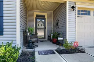 1560 Crimson Leaf Ln, Wake Forest, NC 27587 - Photo 2