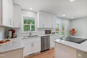 100 E Merlin Dr, Knightdale, NC 27545 - Photo 2