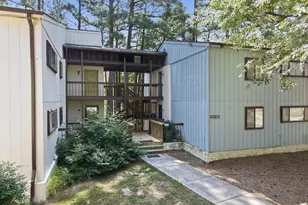 642 Pine Ridge Pl, Raleigh, NC 27609 - Photo 1