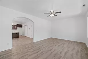 324 Chamberlain Dr, Clayton, NC 27527 - Photo 8