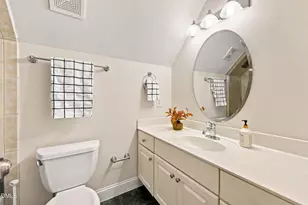 113 Hayworth Dr, Chapel Hill, NC 27517 - Photo 44