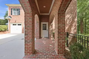 113 Hayworth Dr, Chapel Hill, NC 27517 - Photo 60