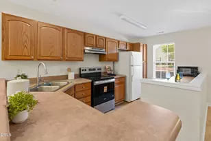 102 Anamoor Dr, Cary, NC 27513 - Photo 12