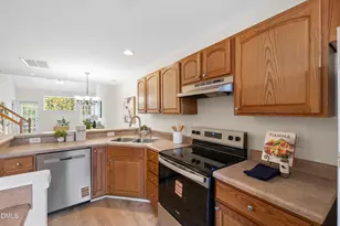 102 Anamoor Dr, Cary, NC 27513 - Photo 10