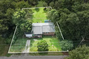 513 W 1st St, Kenly, NC 27542 - Photo 4