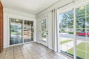 708 S 3rd St, Smithfield, NC 27577 - Photo 4