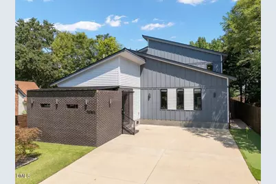 210 W Horne Street, Clayton, NC 27520 - Photo 1