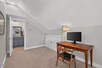 305 E Winmore Avenue, Chapel Hill, NC 27516 - Photo 46