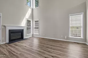 2525 Trailwood Hills Dr, Raleigh, NC 27603 - Photo 8