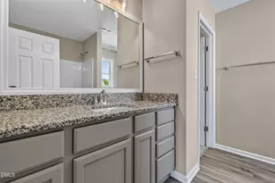 2525 Trailwood Hills Dr, Raleigh, NC 27603 - Photo 28