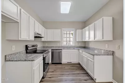 2525 Trailwood Hills Drive, Raleigh, NC 27603 - Photo 16