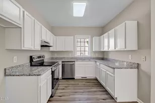 2525 Trailwood Hills Dr, Raleigh, NC 27603 - Photo 16