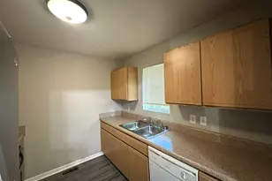 6158 Lonestar Rd, Fayetteville, NC 28303 - Photo 10