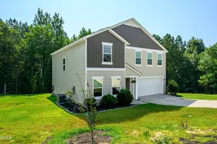 321 New Castle Ln, Spring Lake, NC 28390 - Photo 2