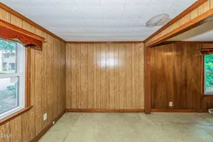 408 Walker St, Roxboro, NC 27573 - Photo 18