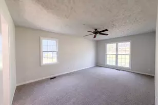 2337 Rolling Hill Rd, Fayetteville, NC 28304 - Photo 4