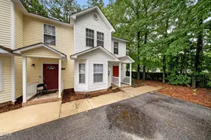 615 S Moore St, Clayton, NC 27520 - Photo 2