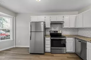 615 S Moore St, Clayton, NC 27520 - Photo 8