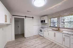 510 N Maple St, Durham, NC 27703 - Photo 2