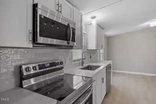 124 Decoy Dr, Pikeville, NC 27863 - Photo 2