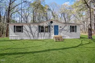 124 Decoy Dr, Pikeville, NC 27863 - Photo 1