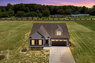 187 Huckleberry Bush Ln, Princeton, NC 27569 - Photo 2