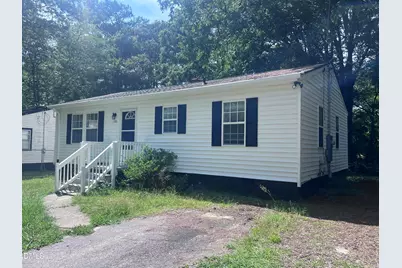 125 Booth Avenue, Henderson, NC 27536 - Photo 2