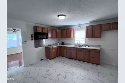 125 Booth Avenue, Henderson, NC 27536 - Photo 12