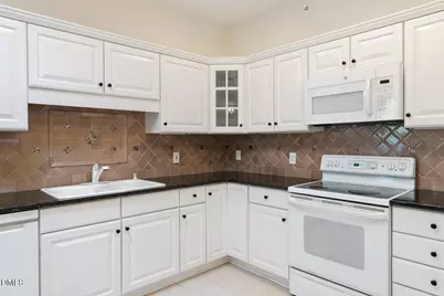 4713 Lewisham Court, Raleigh, NC 27612 - Photo 8