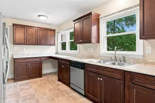 1201 S Crescent Dr, Smithfield, NC 27577 - Photo 14