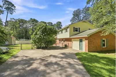 1201 S Crescent Drive, Smithfield, NC 27577 - Photo 32