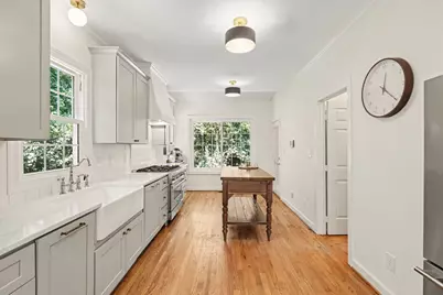 2536 Ashley Court, Raleigh, NC 27607 - Photo 8