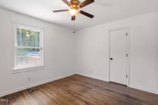 104 Riverbend Dr, Clayton, NC 27527 - Photo 10